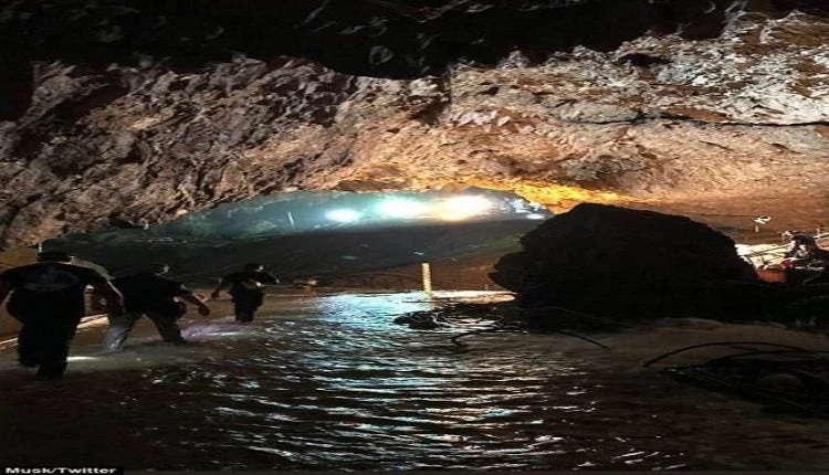 Ξέσπασμα Έλον Μασκ: «Παιδόφιλος» ο ήρωας δύτης στην Ταϊλάνδη – «Να βάλει το υποβρύχιο εκεί που ξέρει»